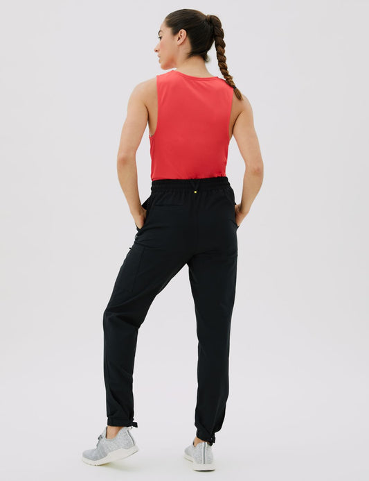 Stormwear™ Straight Leg Jogger Yürüyüş Pantolonu
