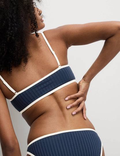 Ribanalı Kontrast Detaylı Bikini Üstü