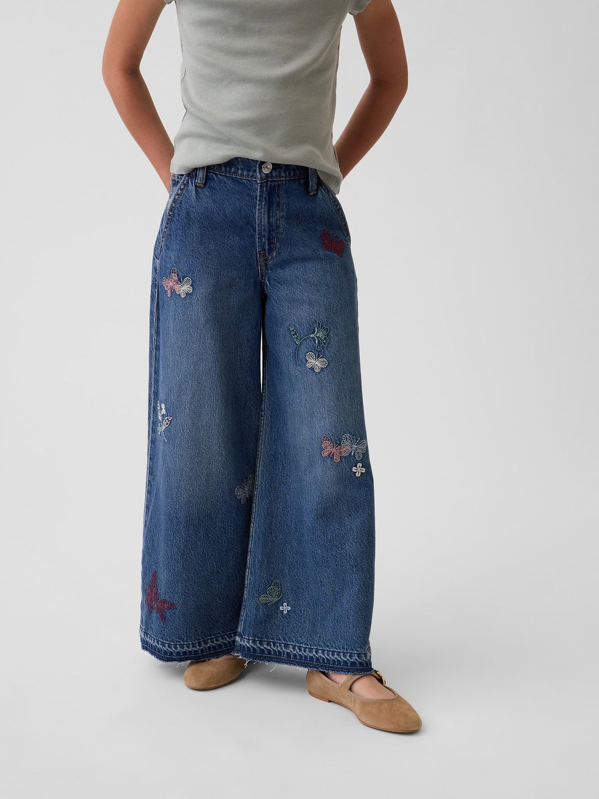 Mavi Low Rise Işlemeli Baggy Jean Pantolon