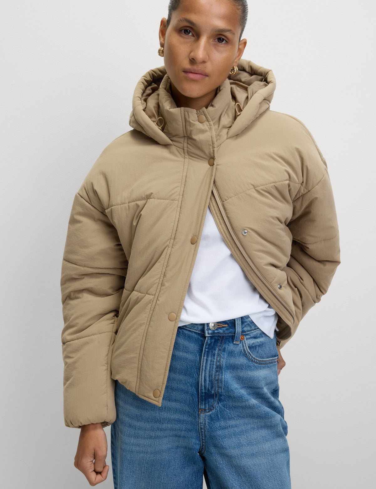 Thermowarmth™ Kapüşonlu Şişme Mont