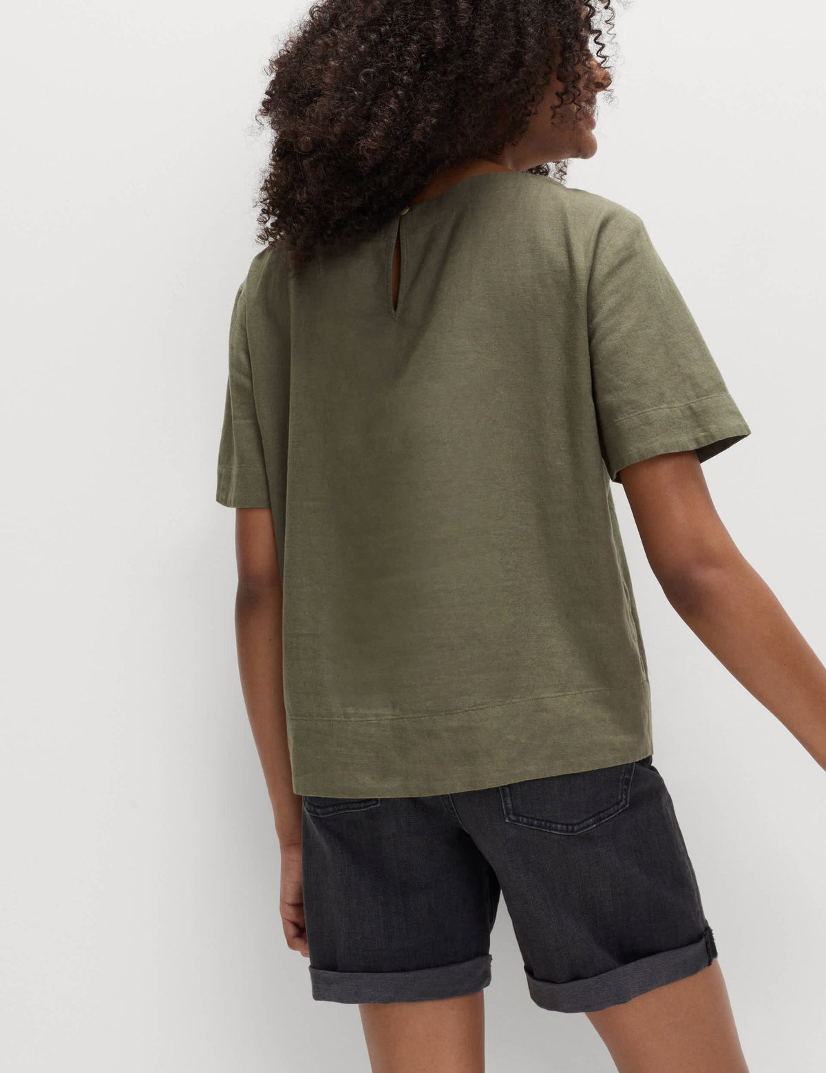 Keten Karışımlı Scoop Yaka T-shirt