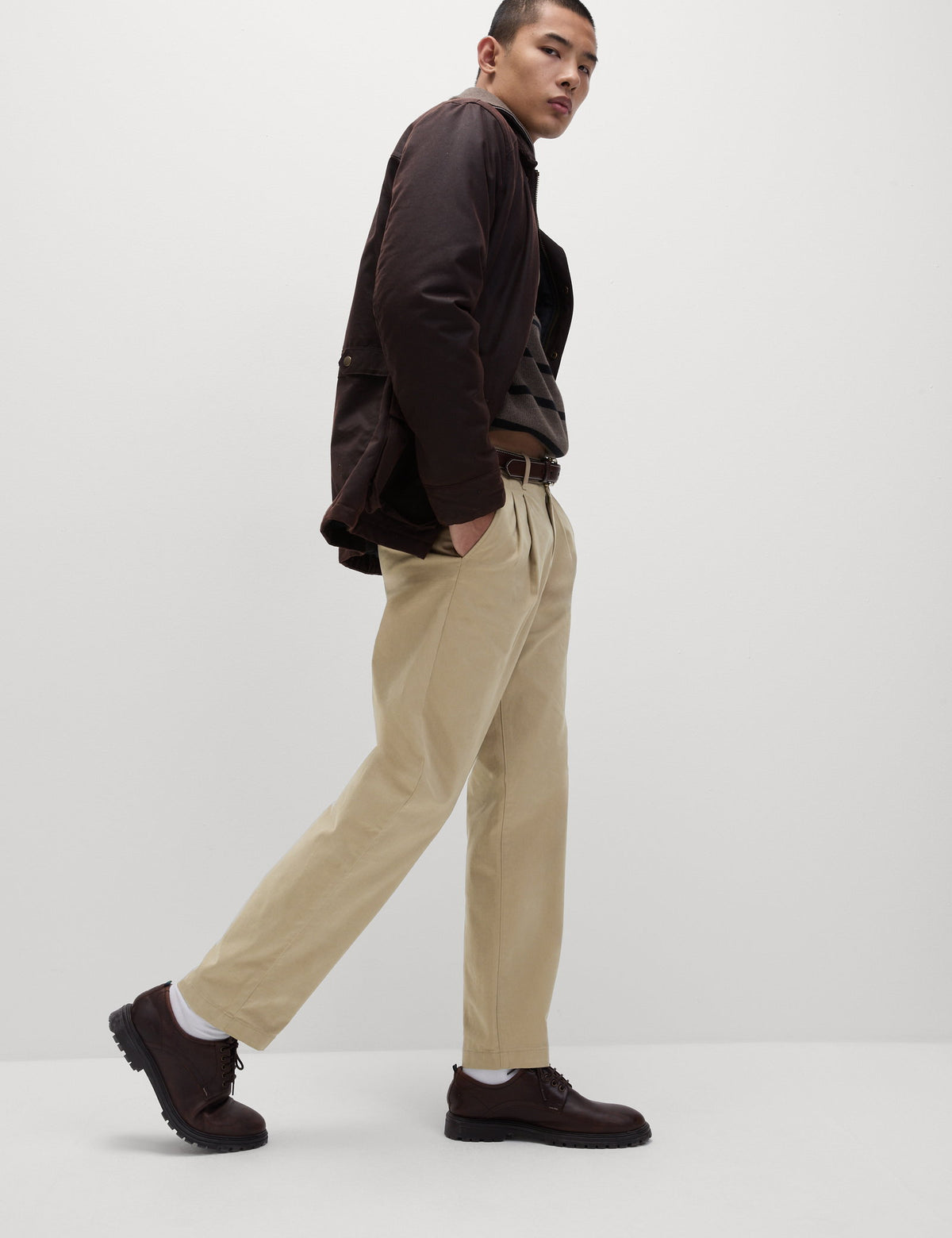 Tapered Fit Chino Pantolon