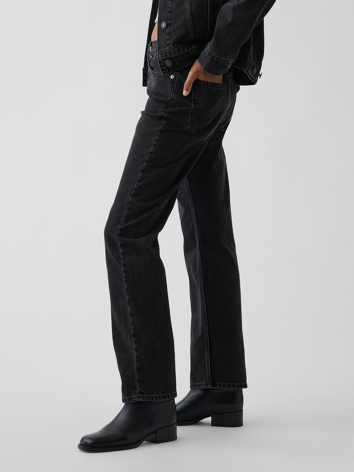 Siyah Mid Rise Straight Taper Jean Pantolon
