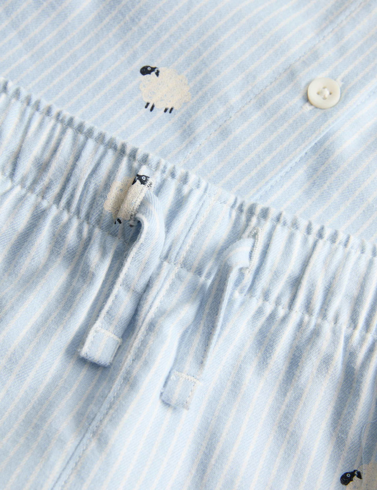 Pamuklu Desenli Pijama Takımı
