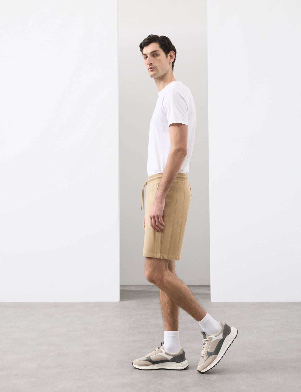 Regular Fit Pamuk Karışımlı Dokulu Şort