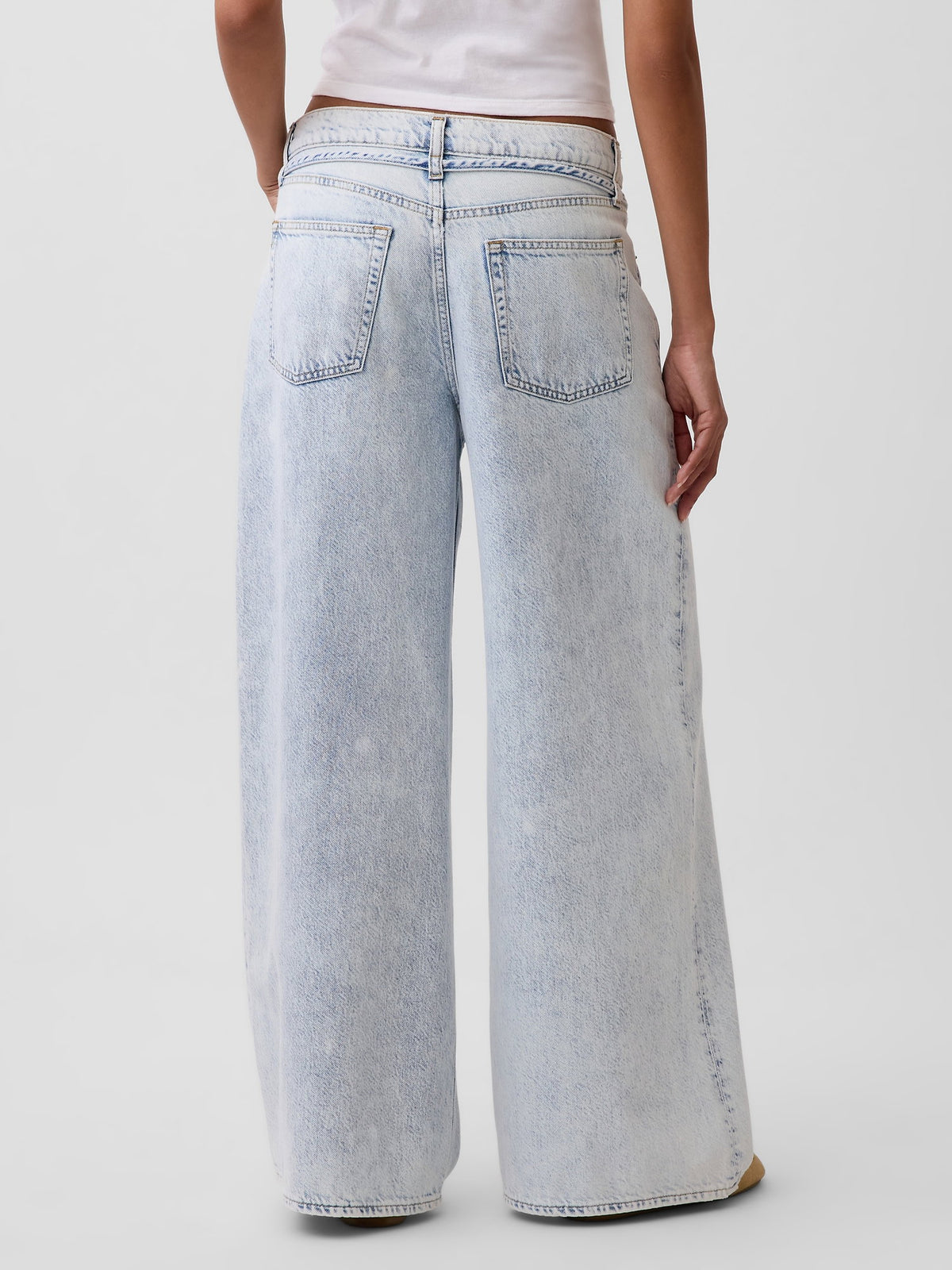 Açık Mavi Mid Rise Ultrasoft Baggy Mikro Kemer Jean Pantolon