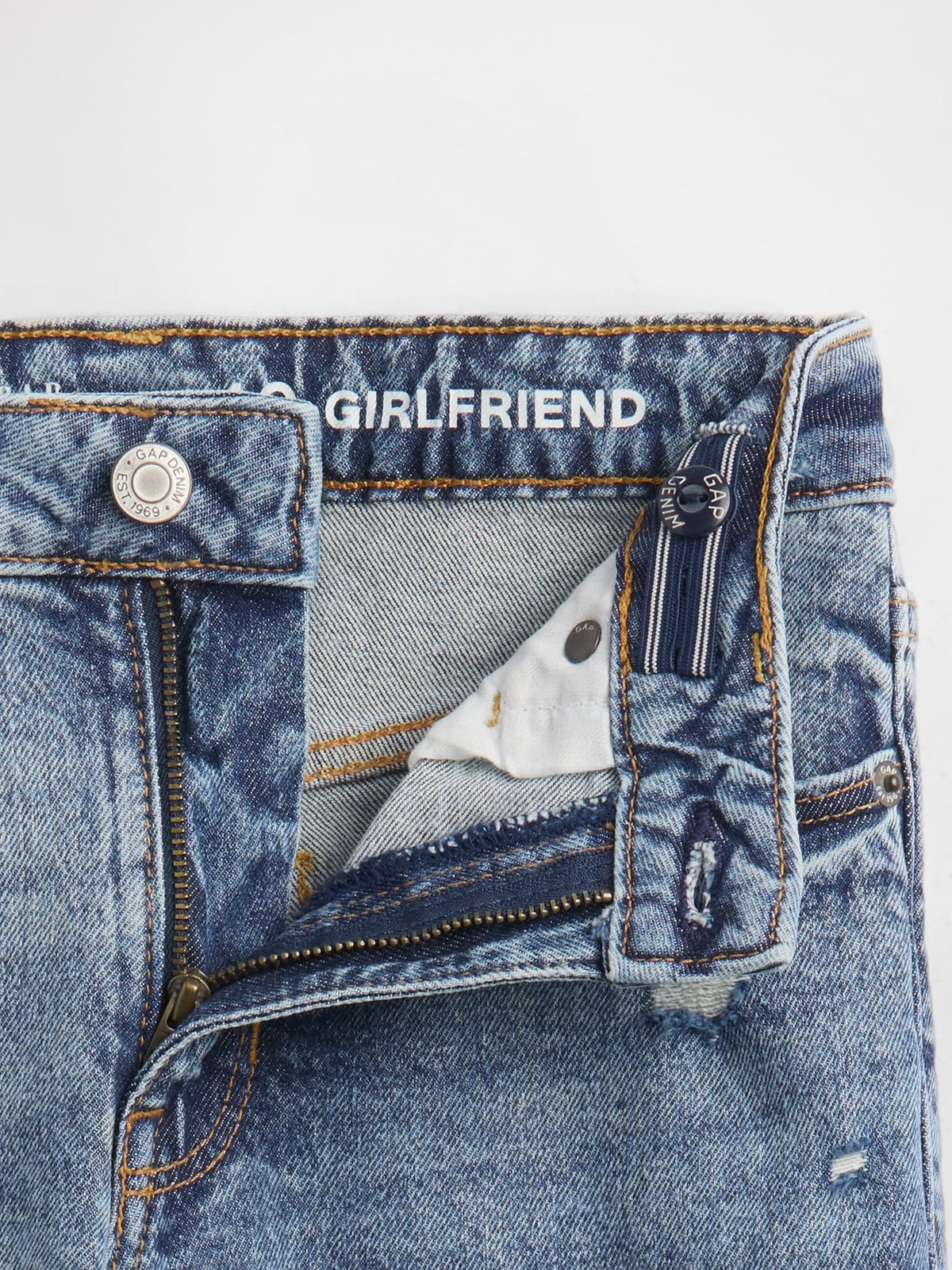 Mavi Distressed Girlfriend Washwell™ Jean Pantolon