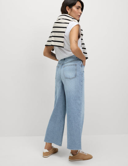 Wide Leg Crop Jean