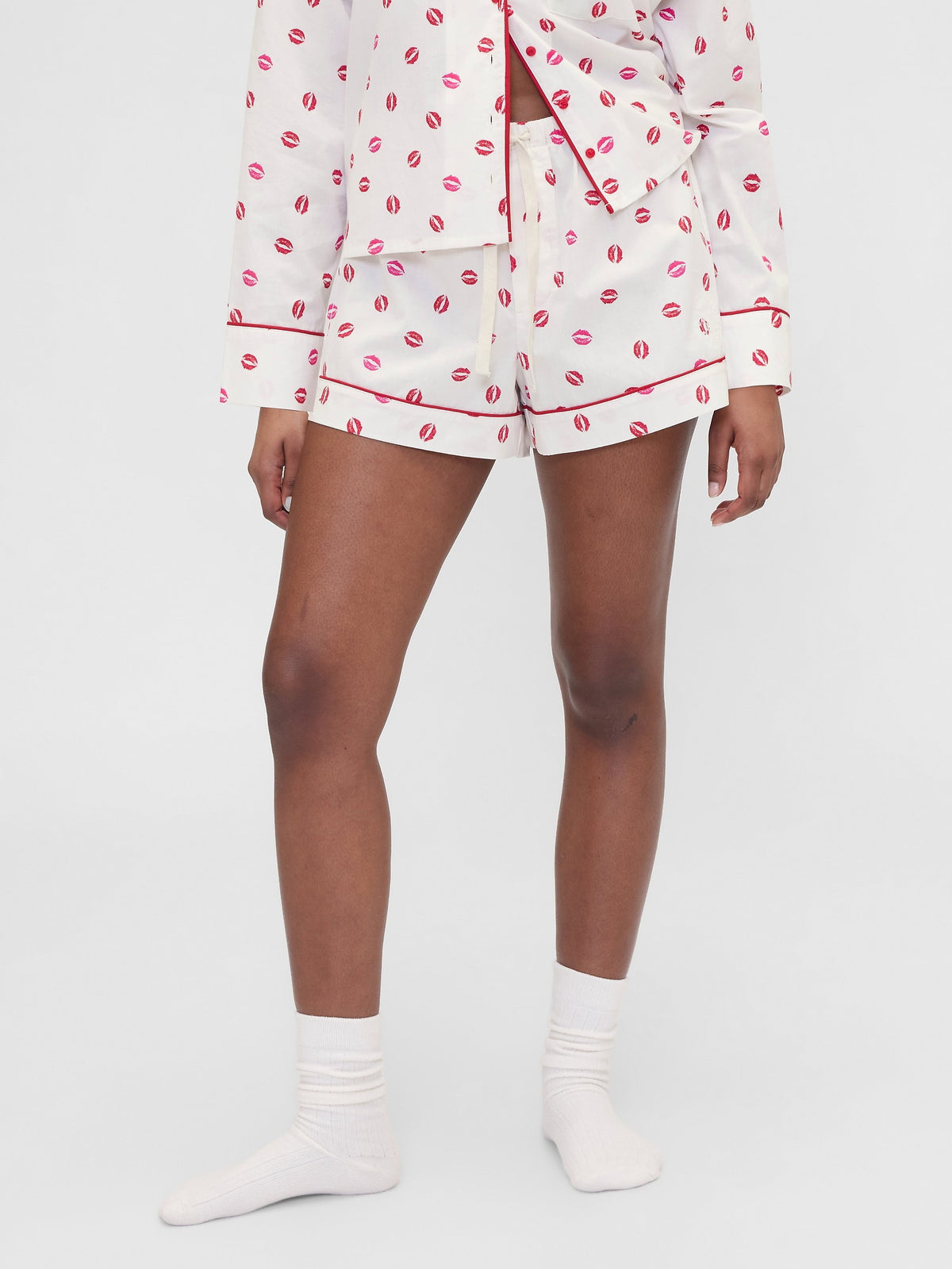Kırık Beyaz Gap × Summer Fridays Poplin Kiss Pijama Boxer Şort