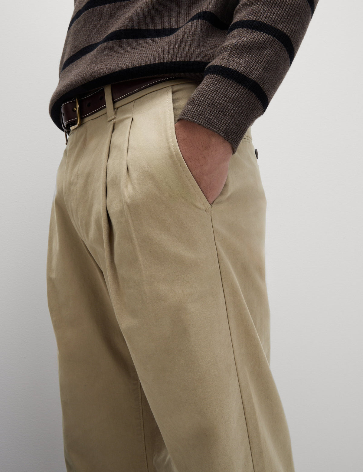 Tapered Fit Chino Pantolon