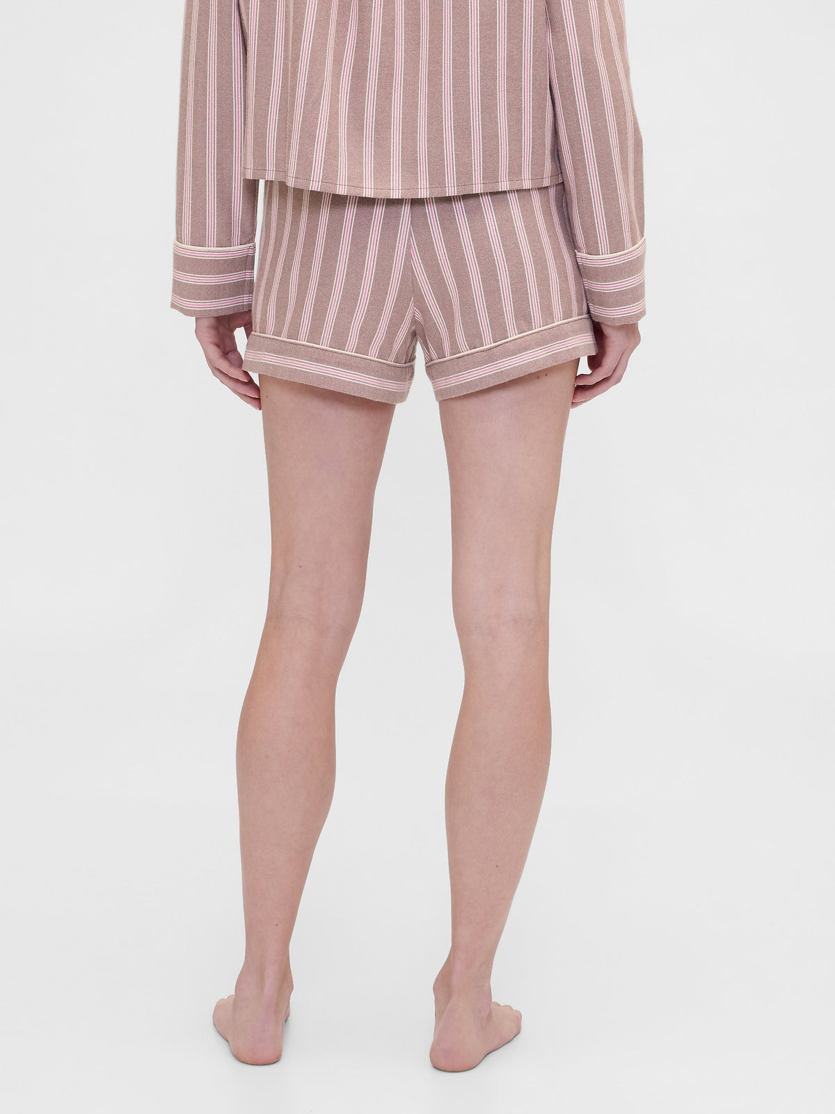 Pembe Gap × Summer Fridays Flannel Çizgili Pijama Boxer Şort