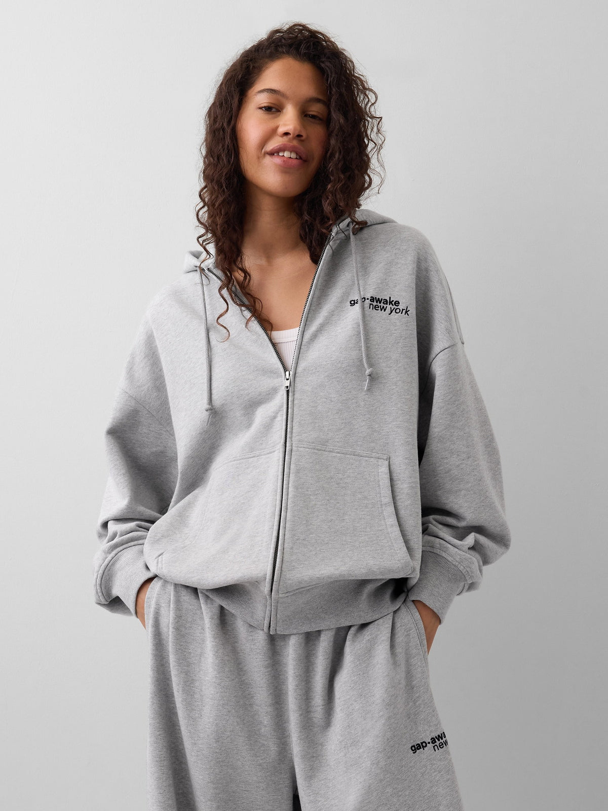 Açık Gri Gap × Awake Ny Heavyweight Oversized Logo Fermuarlı Sweatshirt