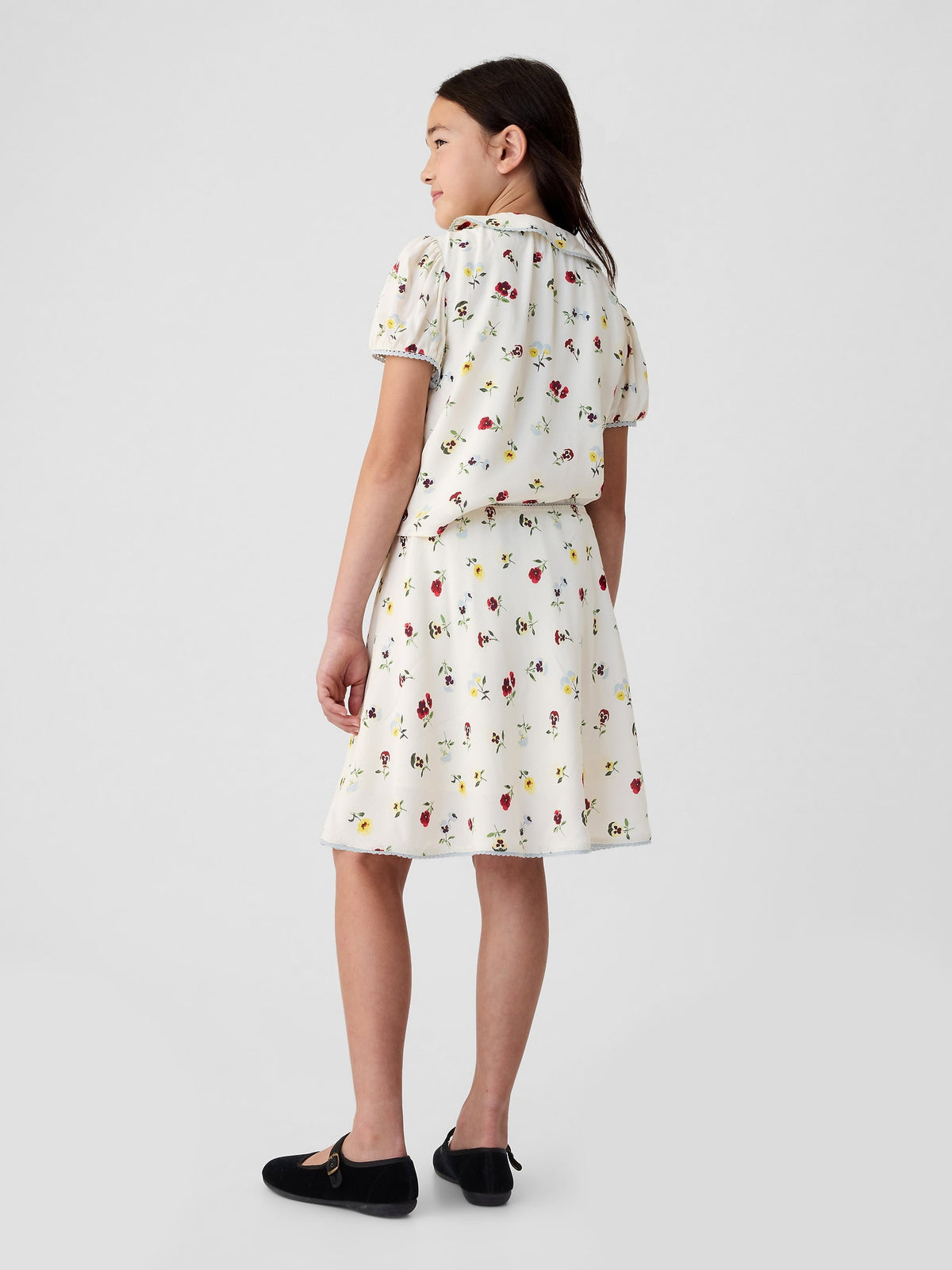 Beyaz Gap × Dôen Çiçek Desenli Mini Etek