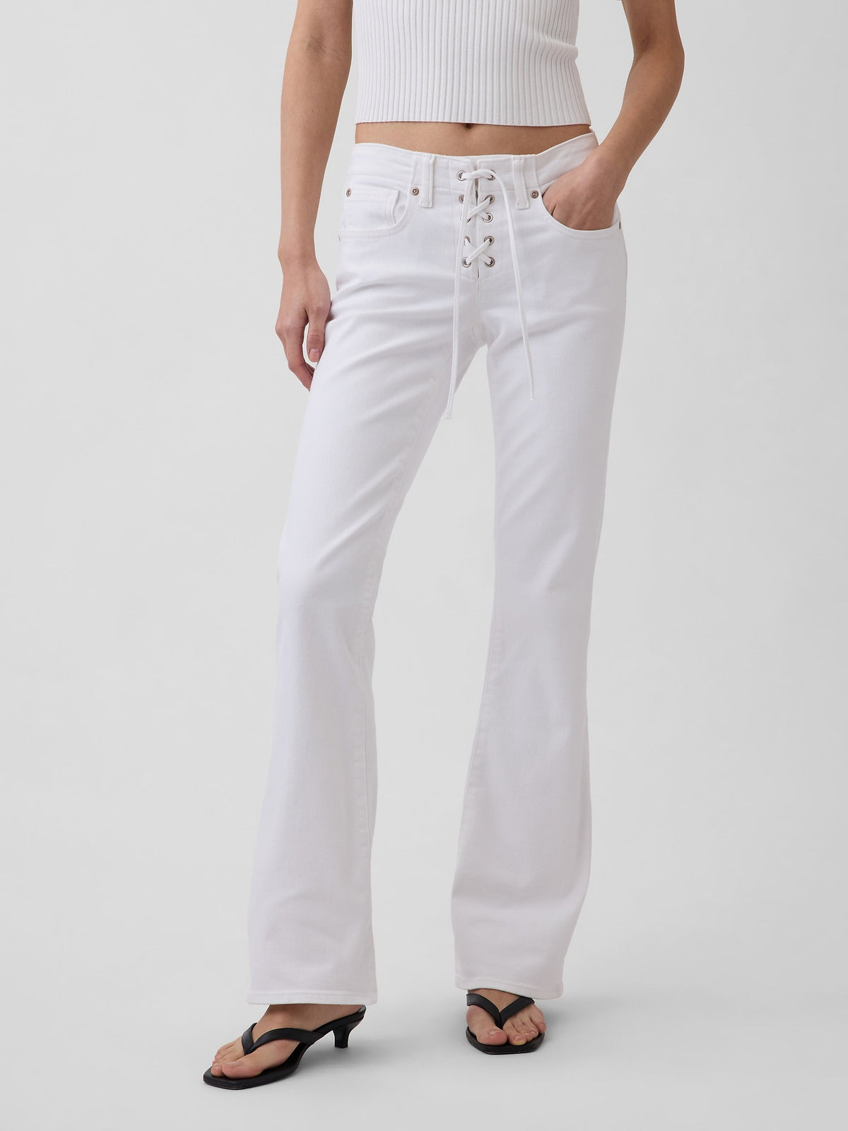Beyaz Low Rise Long & Lean Lace-up Jean Pantolon