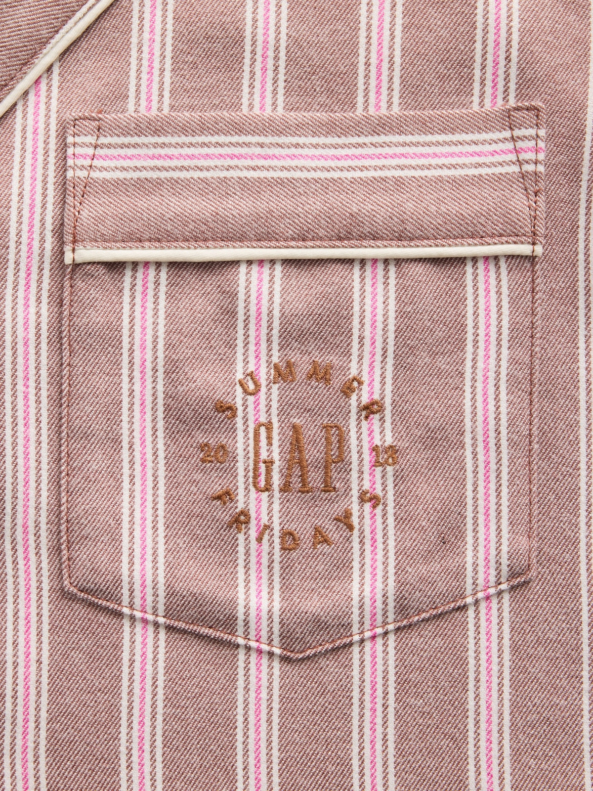 Koyu Pembe Gap × Summer Fridays Relaxed Flannel Çizgili Pijama Üstü