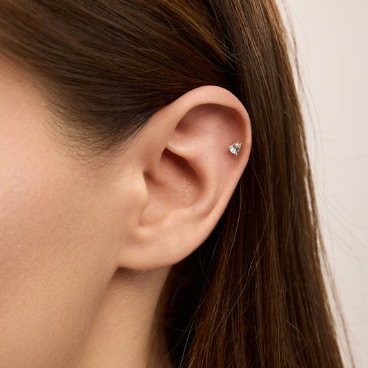 Dahlia Damla Kesim Taşlı Altın Kulak Piercing
