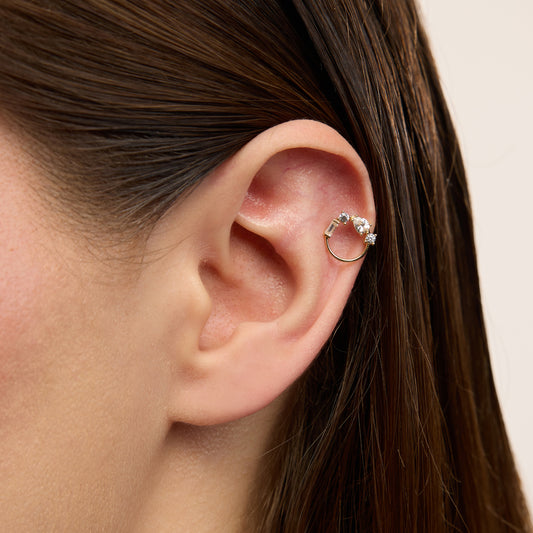 Dazzle Halka Figürlü Asimetrik Form Çok Taşlı Altın Kulak Piercing 6 Mm