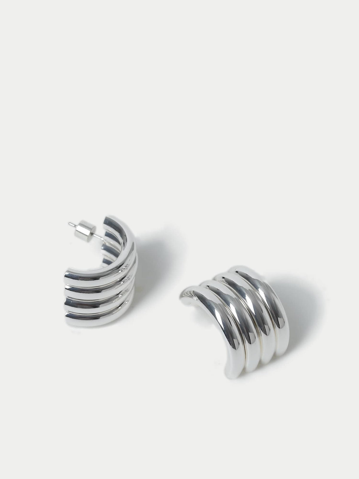 Dikey Düzeyli Stud Küpeler