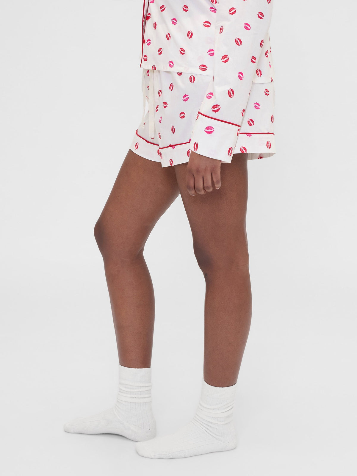 Kırık Beyaz Gap × Summer Fridays Poplin Kiss Pijama Boxer Şort