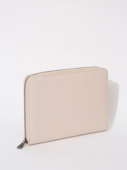 Bej Gap Logo Clutch Çanta