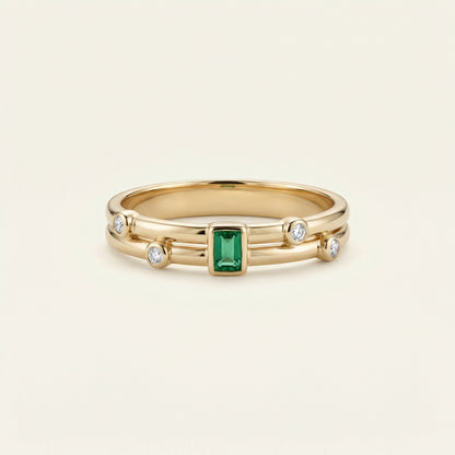 Emerald Zümrüt Renk Baget Ve Yuvarlak Kesim Taşlı Altın Yüzük