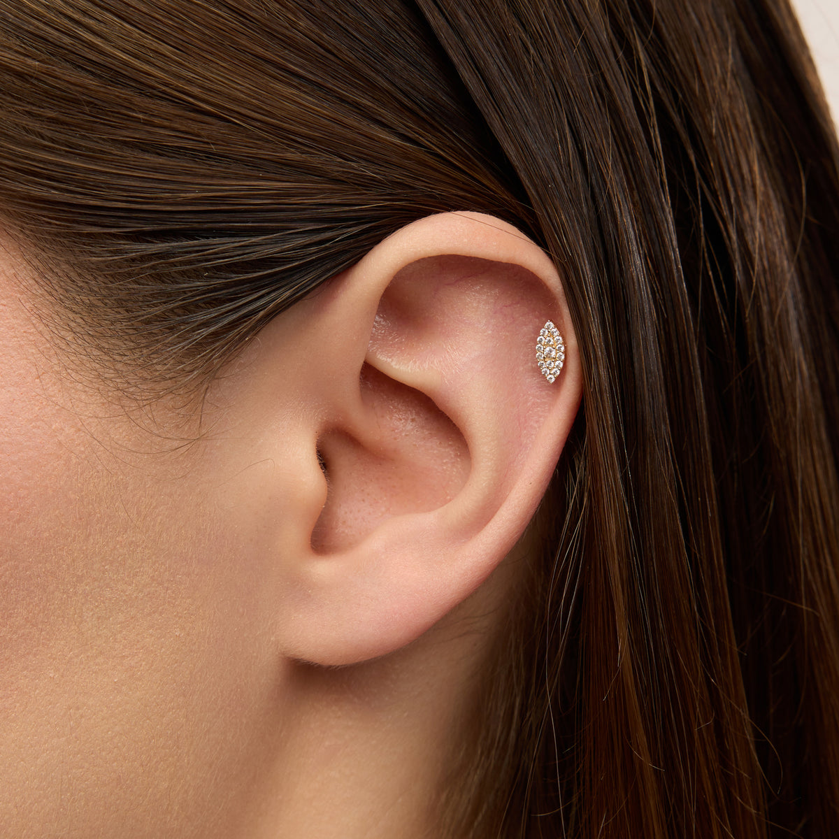 Eye Göz Figürlü Çok Taşlı Altın Kulak Piercing