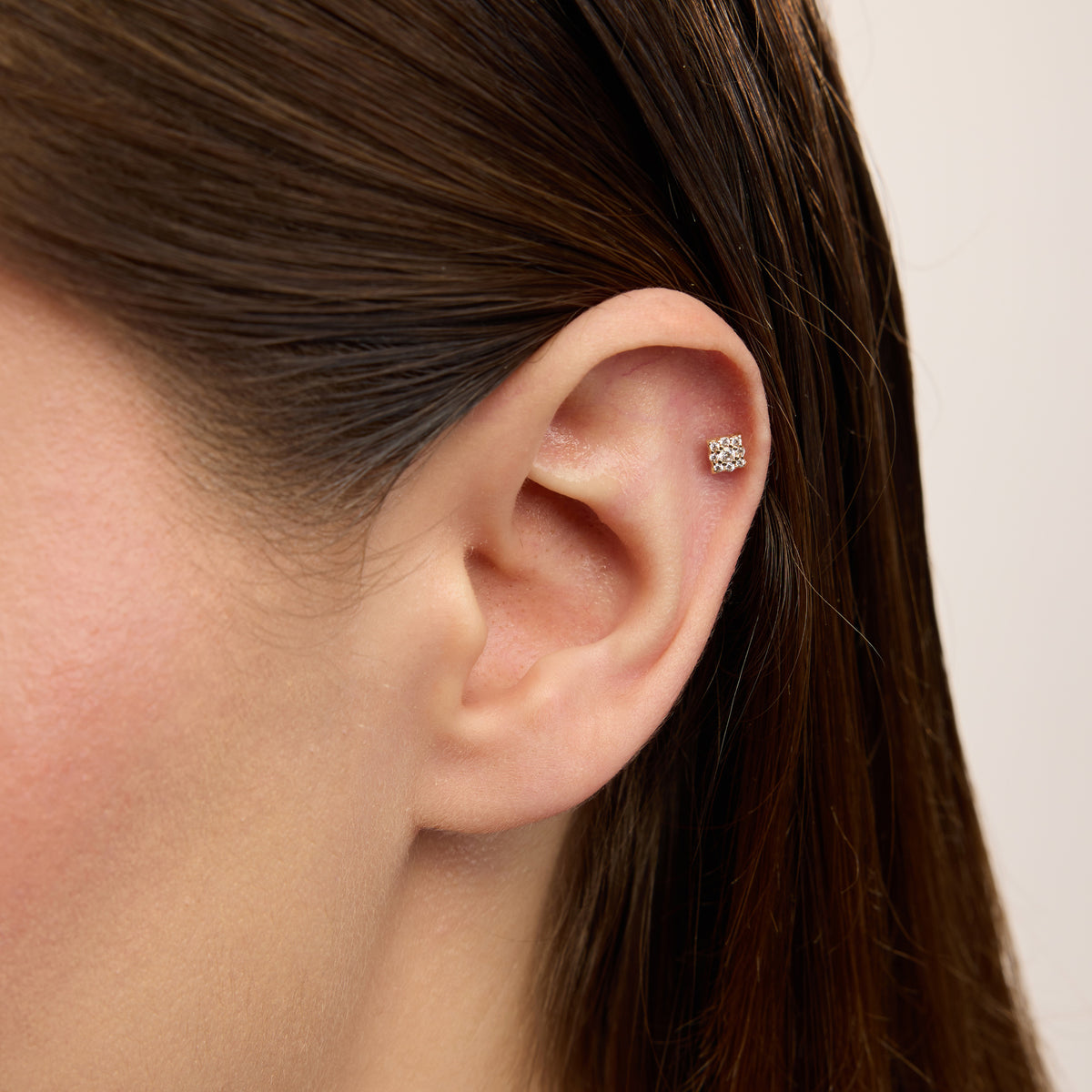 Hill Dörtgen Figürlü Markiz Ve Yuvarlak Çok Taşlı Altın Kulak Piercing