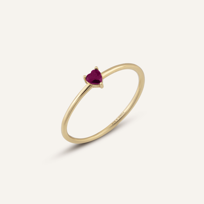 Subtle Plum Love Yakut Renk Kalp Kesim Taşlı Altın Yu¨zu¨k