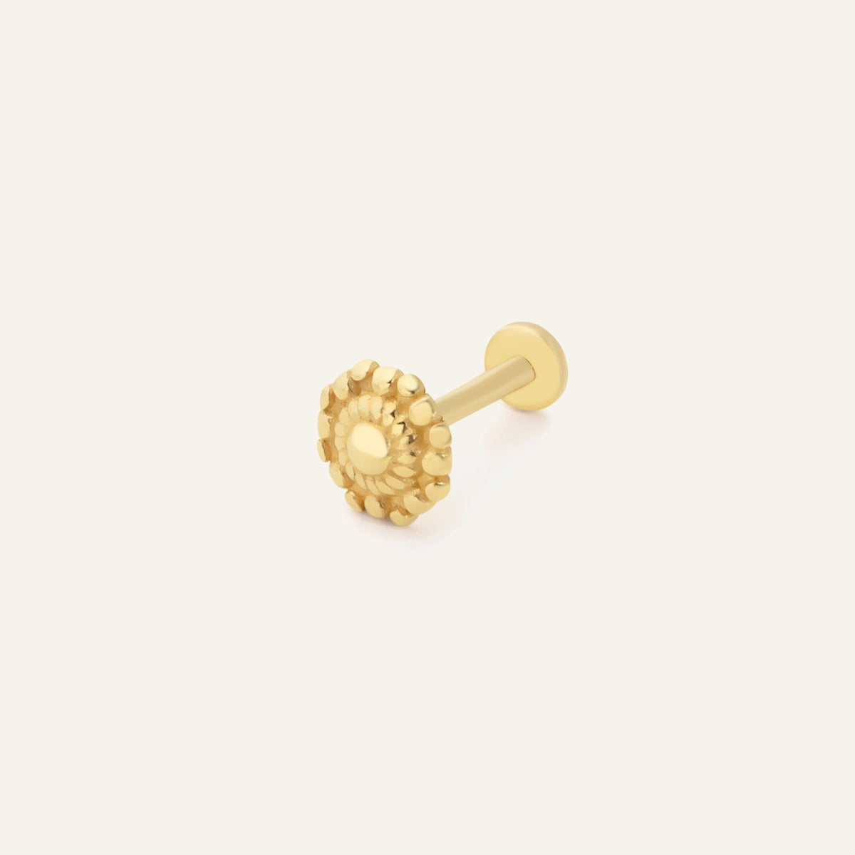 Taviserin Altın Kulak Piercing