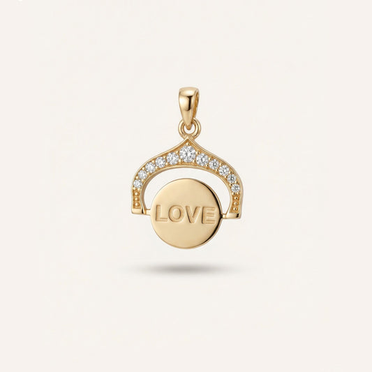 White Written Love Yazılı Beyaz Taşlı Altın Kolye Ucu